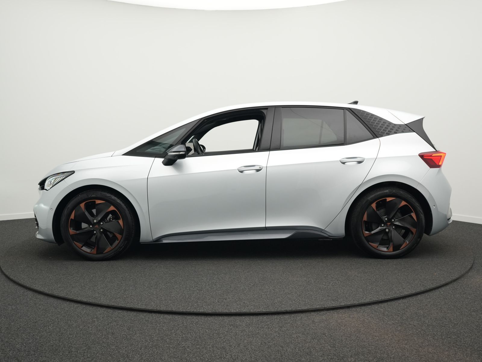 Cupra Born - Bild 11