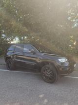 Jeep Grand Cherokee Overland 3.0l V6 250 PS 2018 - Jeep Grand Cherokee mit Diesel-Antrieb: Standheizung