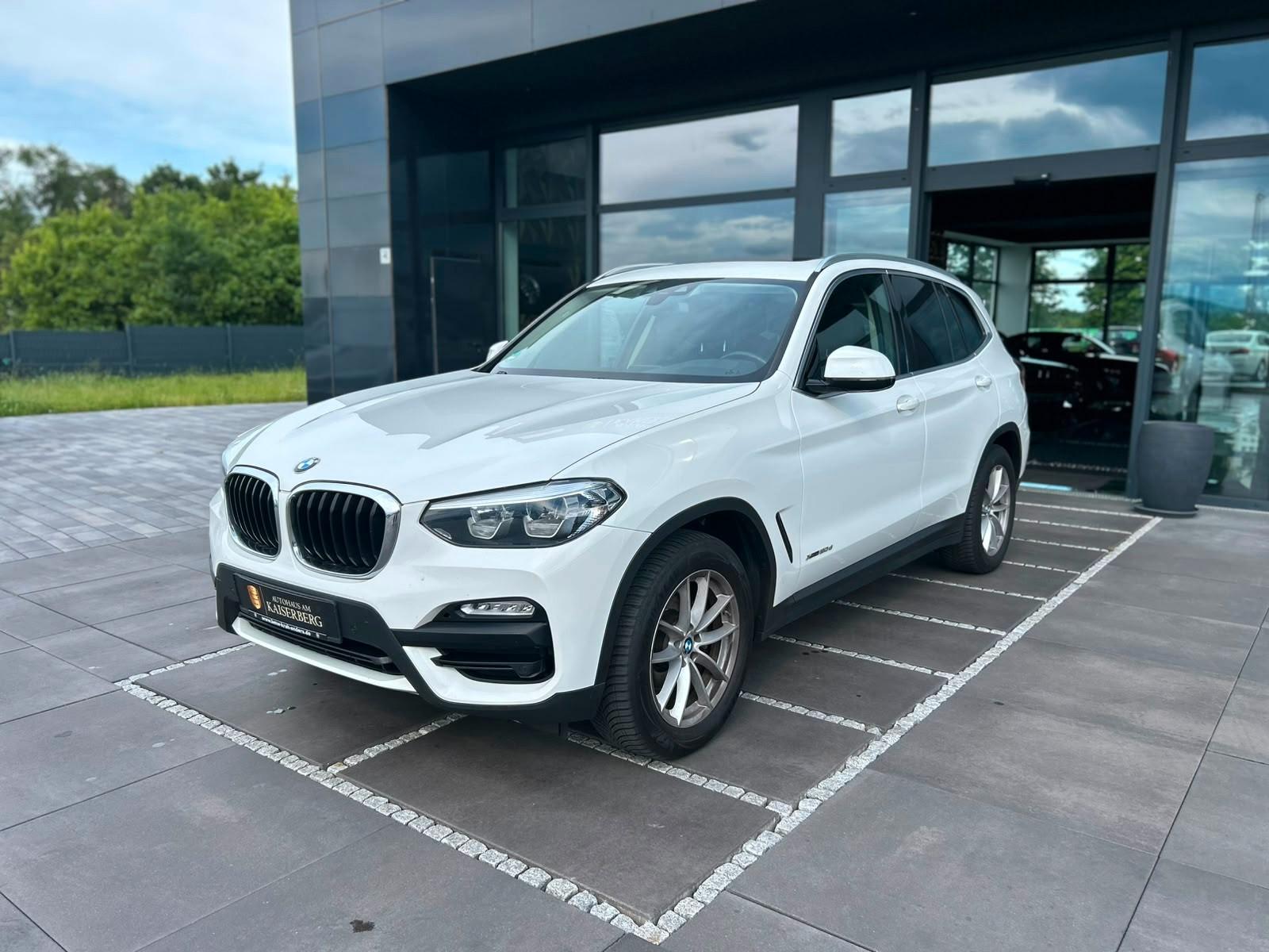 BMW X3 *xDrive* *PANO*LEDER*2.HAND*
