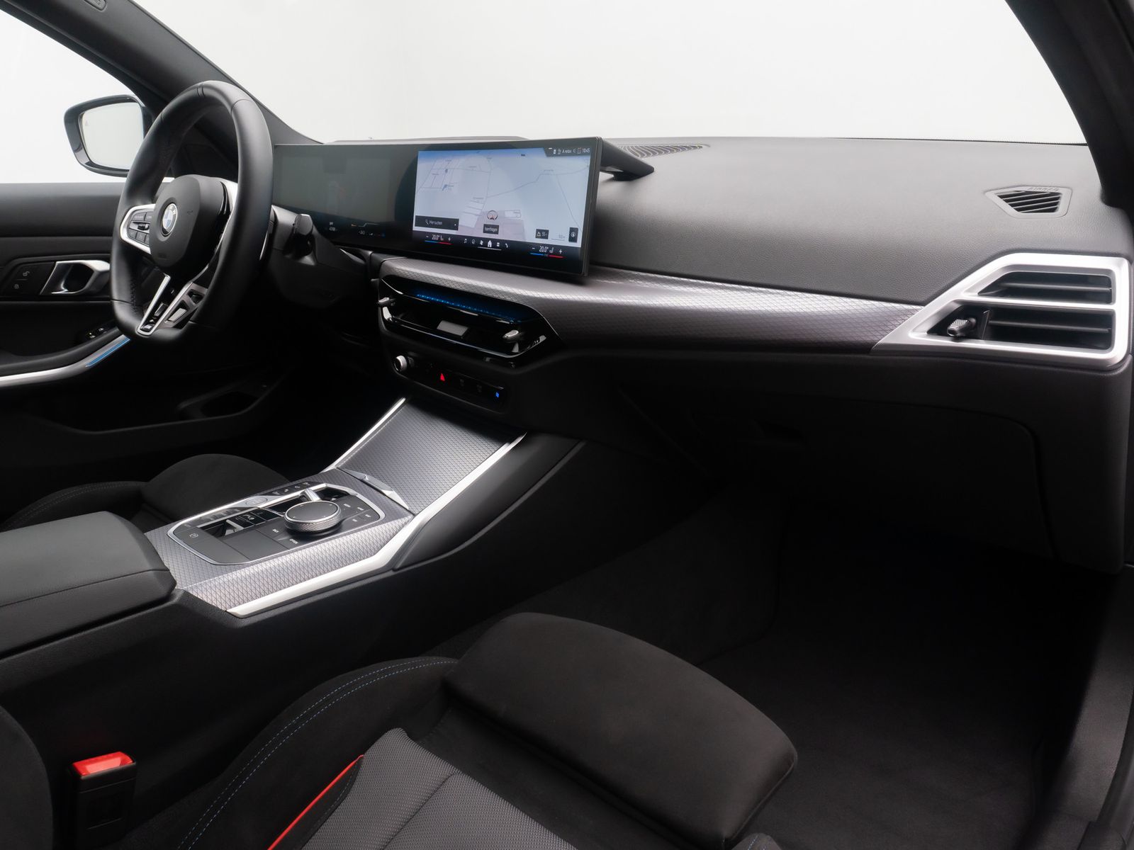 Fahrzeugabbildung BMW 320i M Sport 360° DAB HiFi HUD Individual 18Zoll