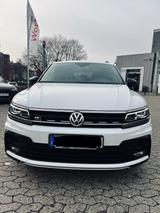 Volkswagen R-Line|Panorama|Dynaudio|Discover Pro| Garantie - Volkswagen Tiguan in Kiel