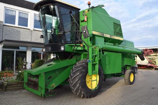 John Deere 1065