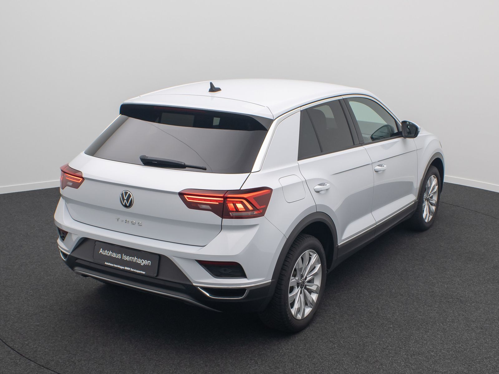 Fahrzeugabbildung Volkswagen T-Roc Sport ACC PDC HIFI Alarm FahrAssist DAB WR