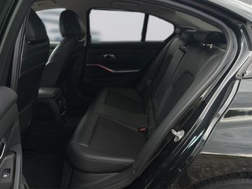 BMW 320 Gran Turismo - 9