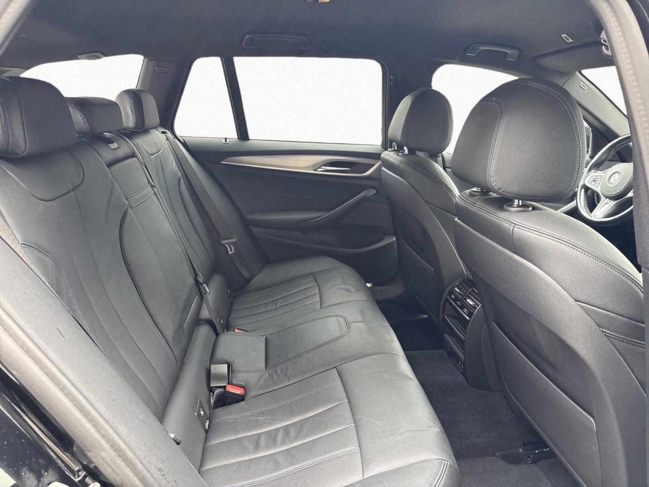 BMW 530dA xDr T M SPORT LivePro,AHK,StHzg,St+Go,Kam