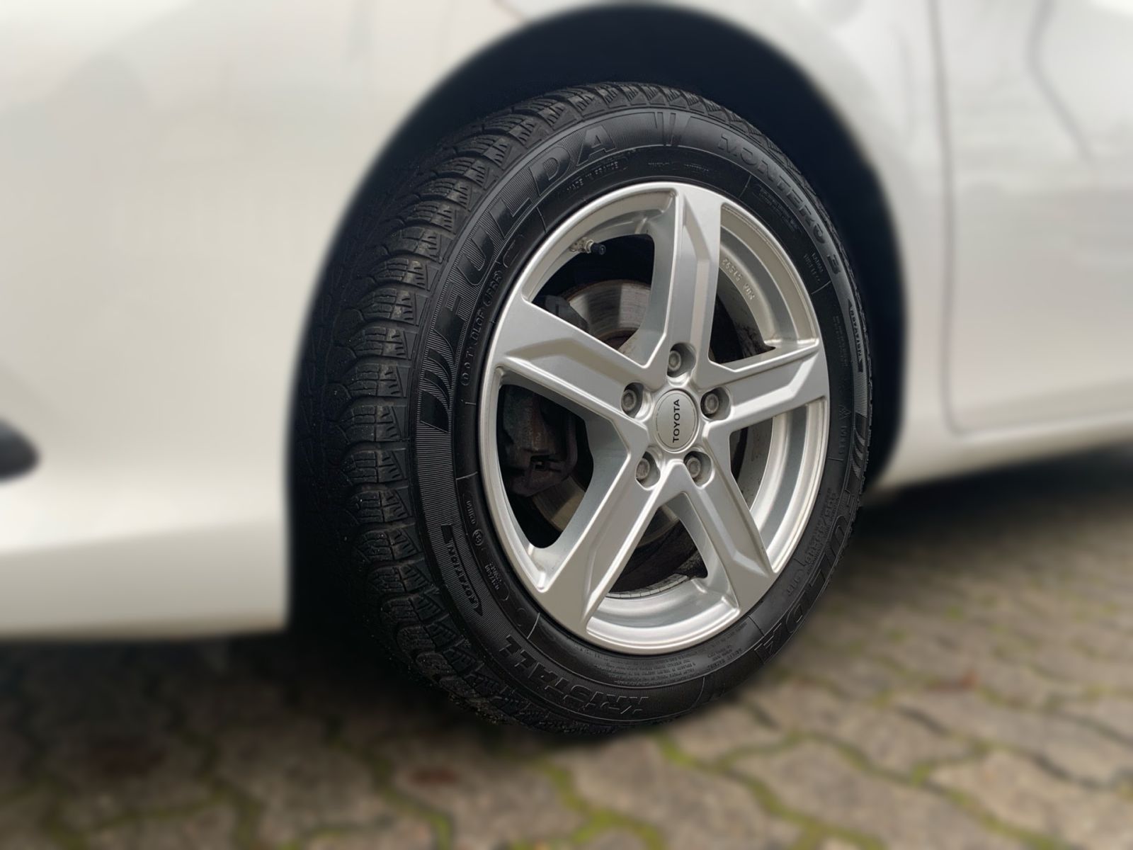 Fahrzeugabbildung Toyota Auris 1.2 Turbo Edition-S+ S/S Kamera