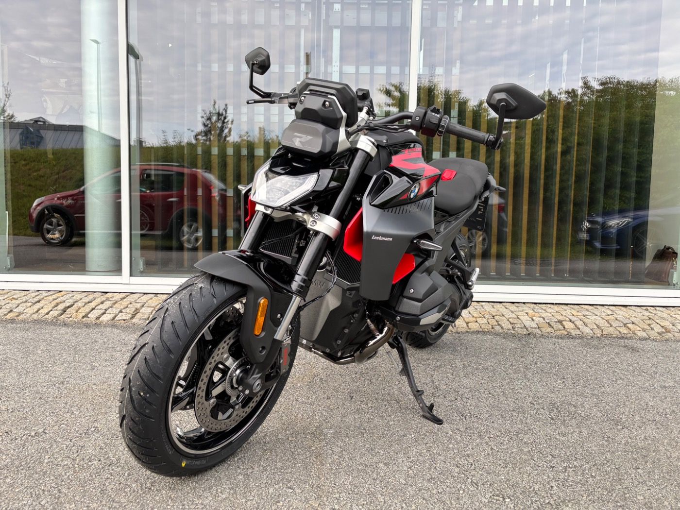 Fahrzeugabbildung BMW R 1300 R Option 719 ASA 3 Pakete