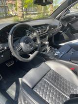 Audi RS6 4.0 TFSI tip. quattro performance Avant - - Audi RS6 mit Panoramadach
