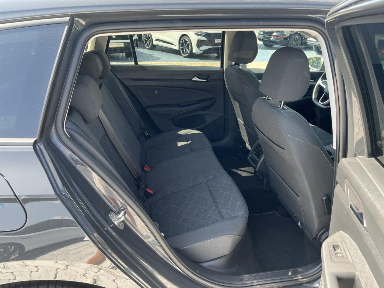 Volkswagen Golf - Bild 9