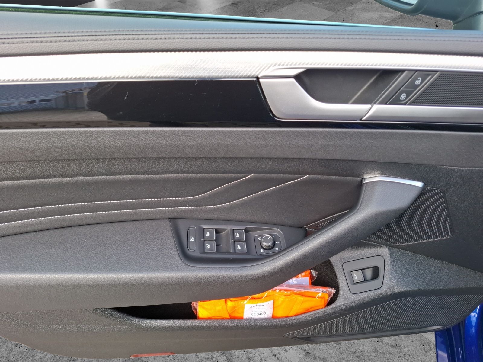 Fahrzeugabbildung Volkswagen Arteon SB TSI R-Line DSG LED Navi ACC PDC SH 20"