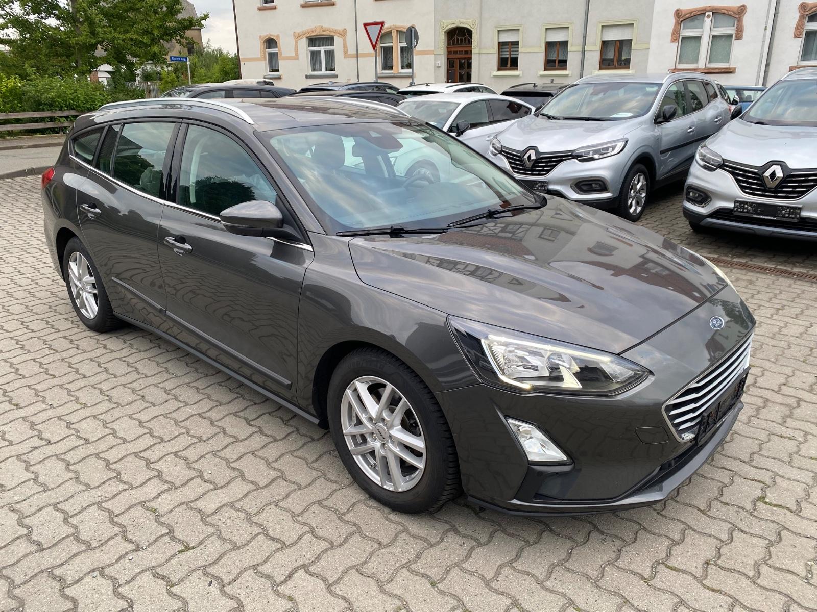 Ford Focus Turnier Cool & Connect LED