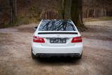 Mercedes-Benz E 63 AMG AMG - gebrauchte Mercedes-Benz E 63 AMG aus dem Jahr 2010
