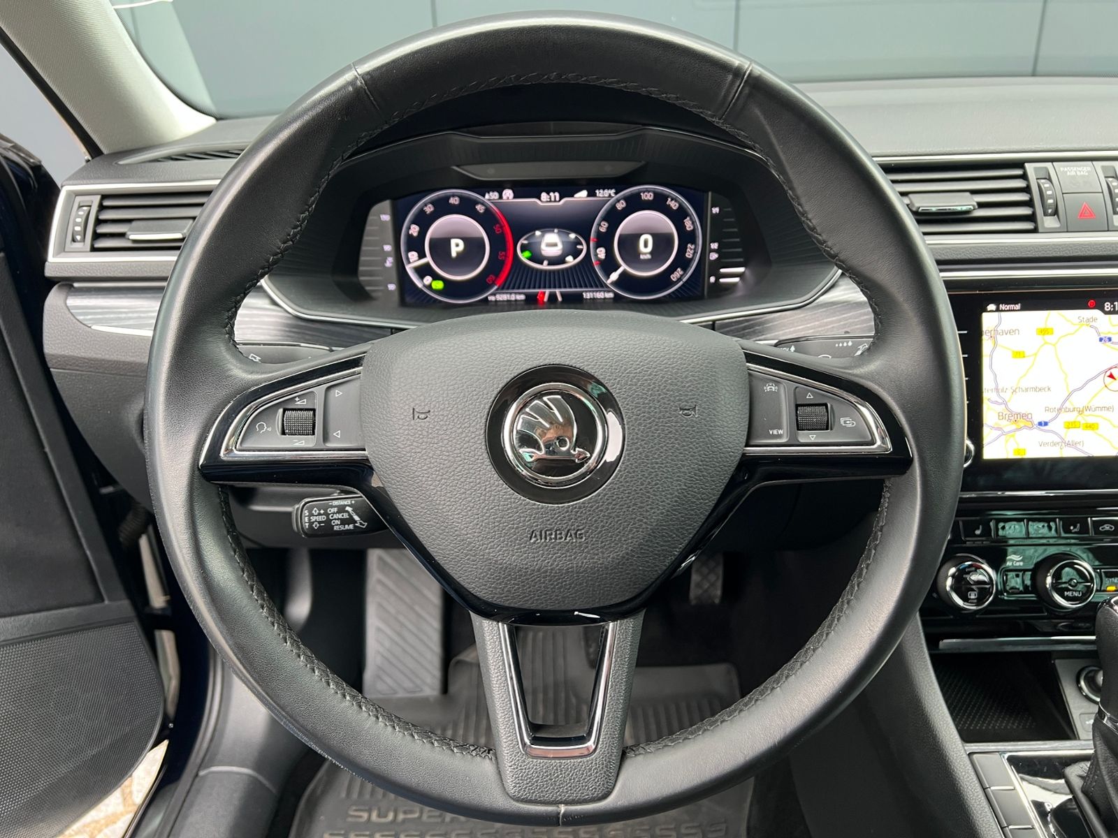 Fahrzeugabbildung SKODA Superb Combi Style 2.0 TDI DSG 4x4 *Navi, Sounds