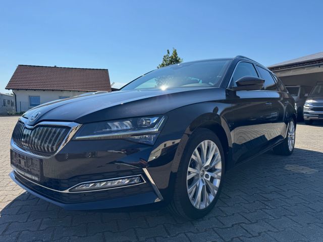 Skoda Superb Combi Style iV AHK Matrix StHz Kessy 360°