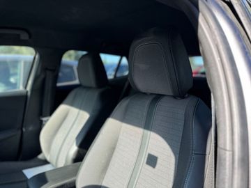 Peugeot 2008 - 11