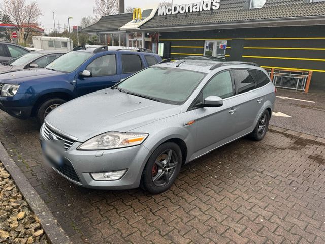 Ford Mondeo Kombi. 2.0 140ps Lederausstatt...