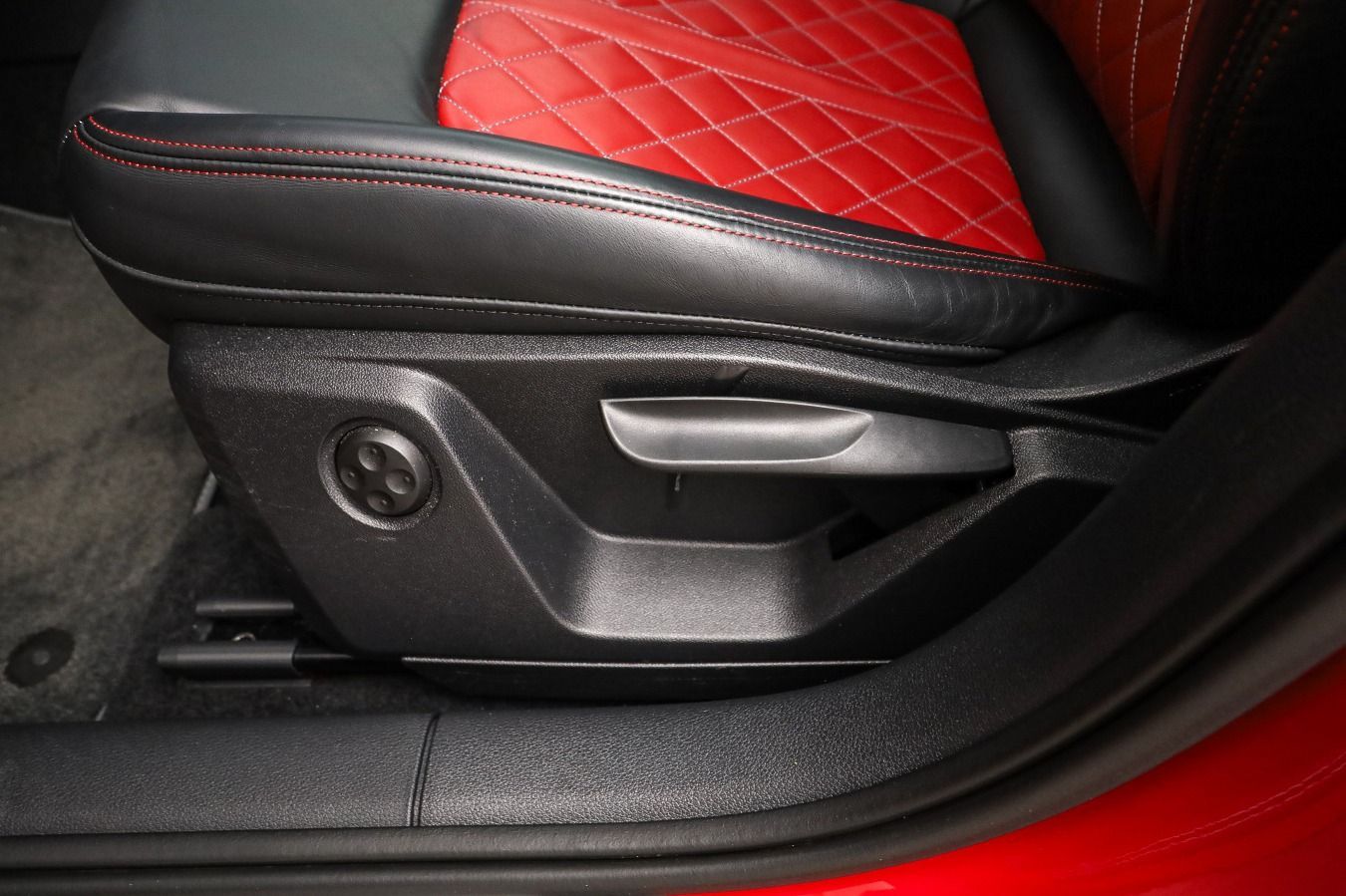 Audi SQ2 - Bild 19