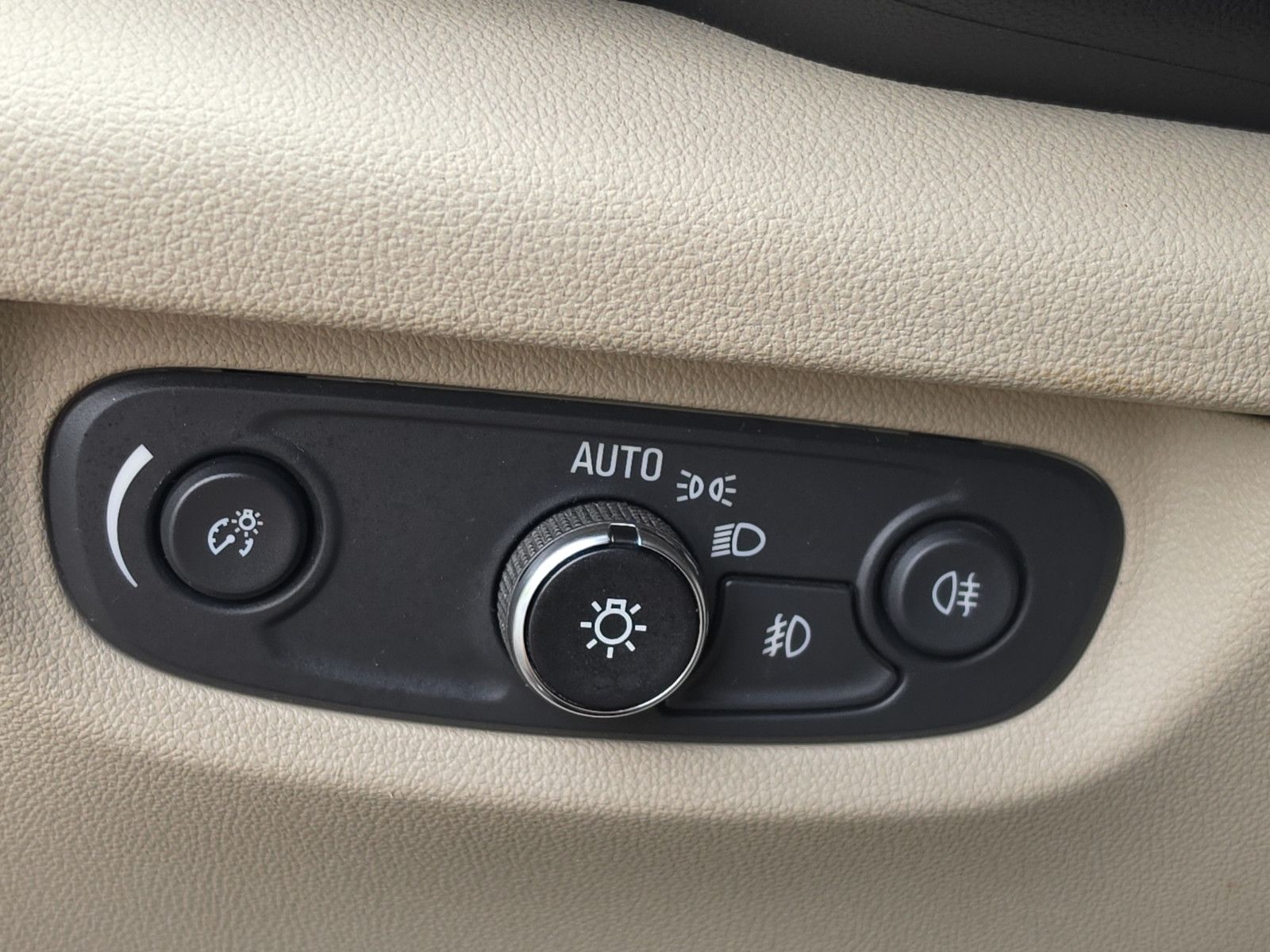 Fahrzeugabbildung Opel Insignia B Sports Tourer Business Innovation