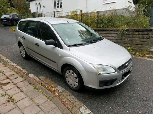 Ford Focus Turnier 1.6 TDCI TÜV 05/2026 Or...