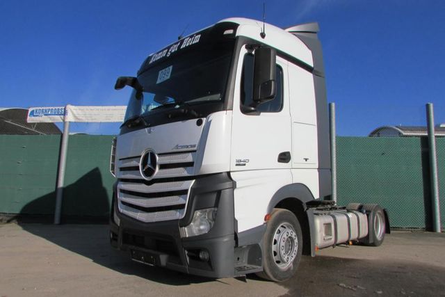 Mercedes-Benz 1840 4x2 LL - Lowliner 2 x Tank - Nr.: 099