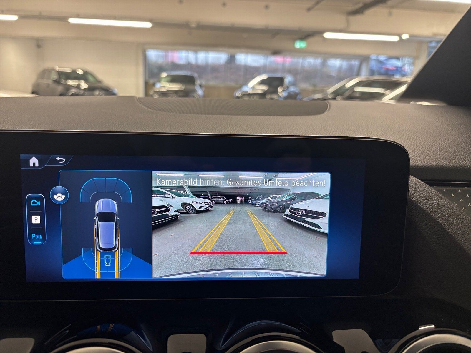 Fahrzeugabbildung Mercedes-Benz GLA 180 Progressive *LED*Kamera*Widescreen*Spur*