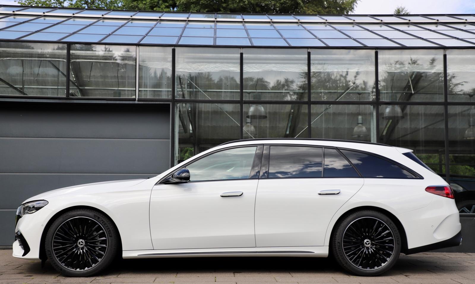 Mercedes-Benz E 220 d T-Modell AMG Line Advanced Plus Pano Sof