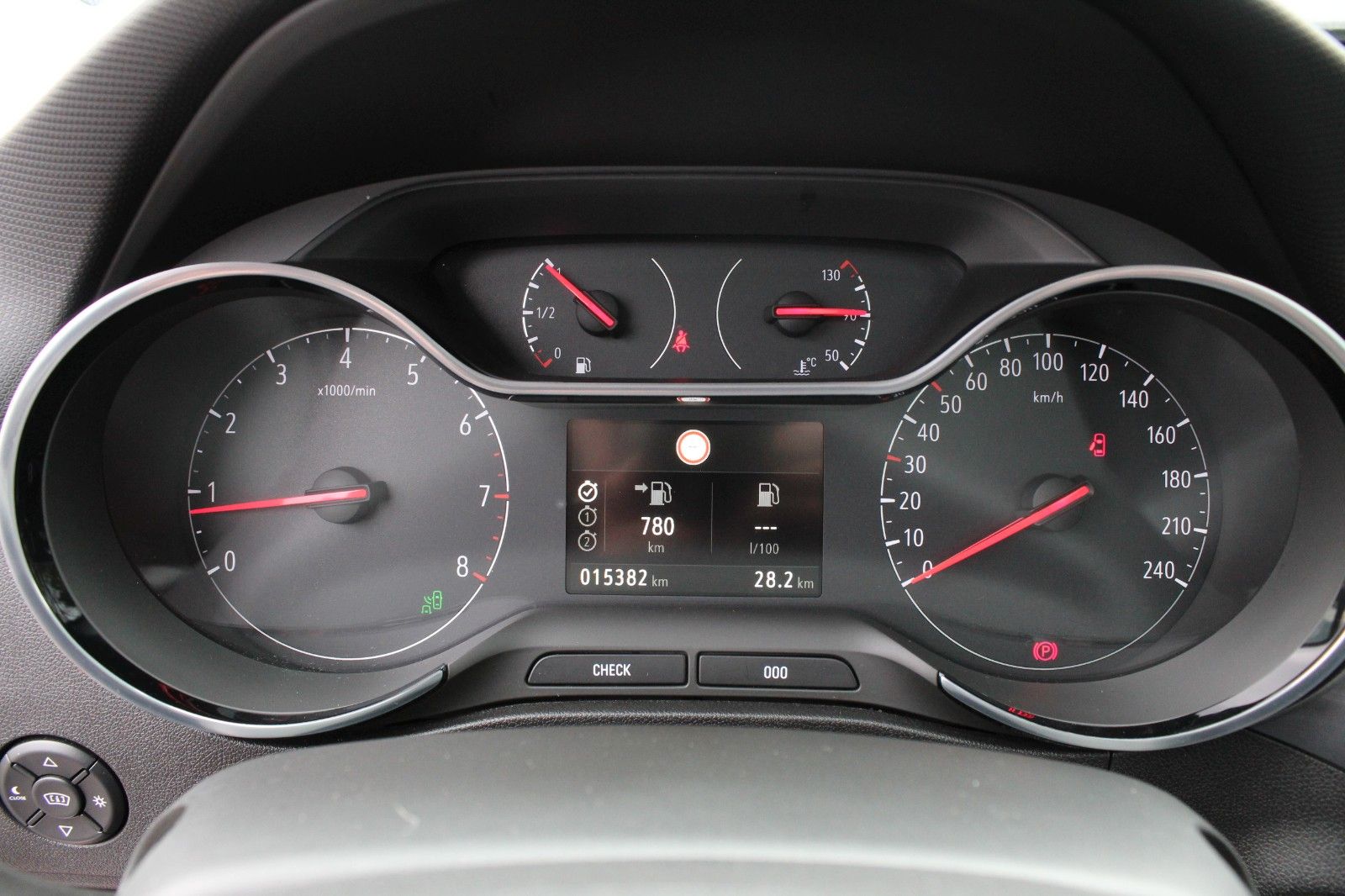 Fahrzeugabbildung Opel Crossland  Ultimate  Navi Kamera PDC Sitzh. DAB