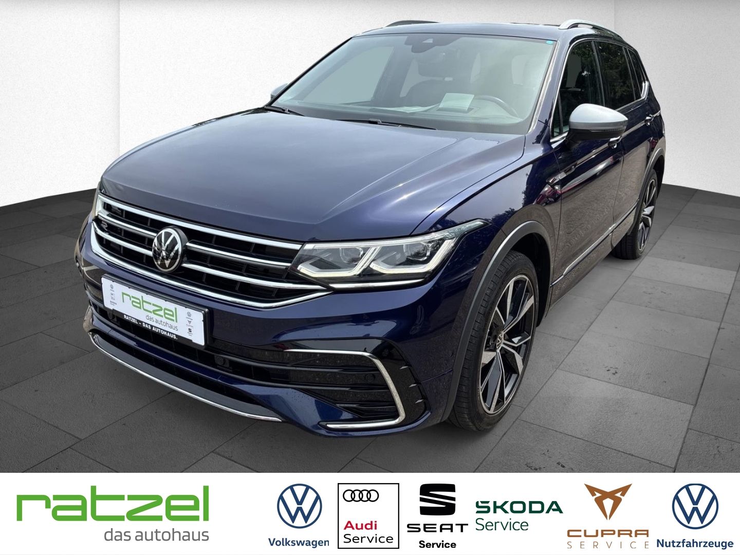 Fahrzeugabbildung Volkswagen Tiguan Allspace 4Motion R-Line DSG HUD Pano RFK