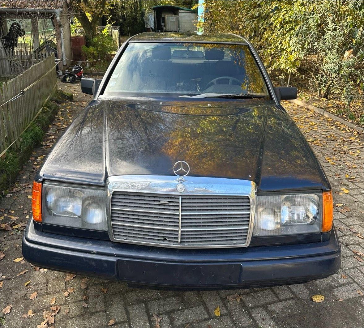 Mercedes-Benz 300