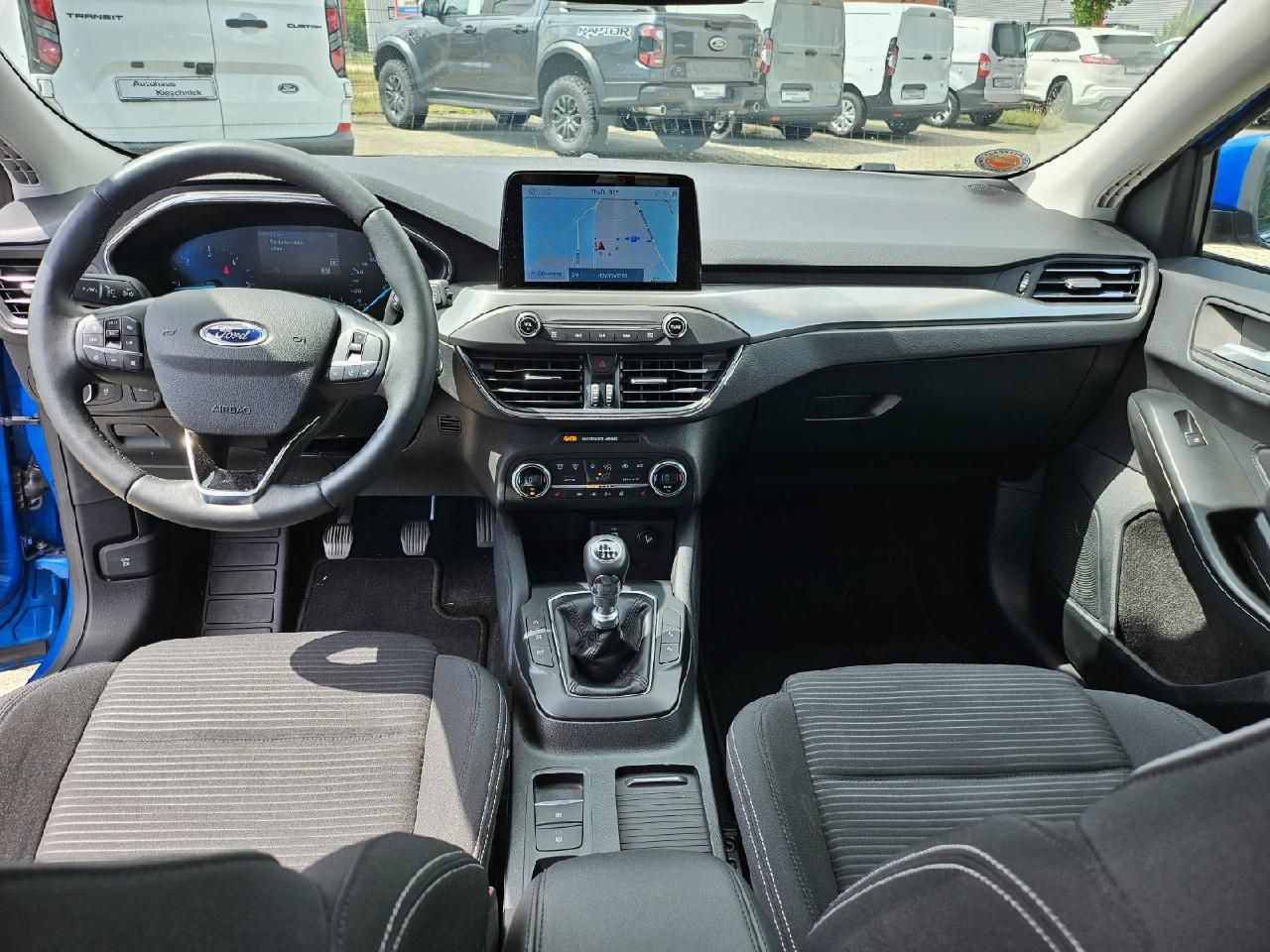 Fahrzeugabbildung Ford Focus Turnier Titanium