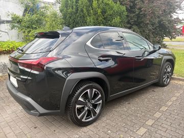 Lexus UX - 7