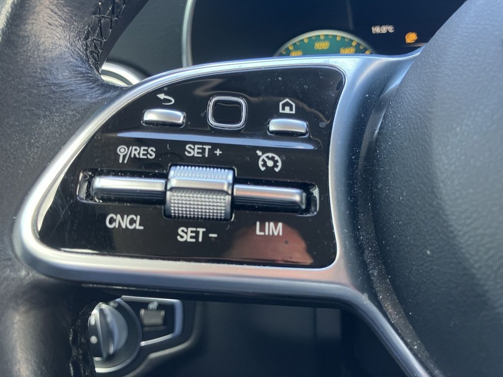 Fahrzeugabbildung Mercedes-Benz GLC 220 d 4M EXCLUSIVE*LED*NAVI*KAMERA*TOTW*DAB