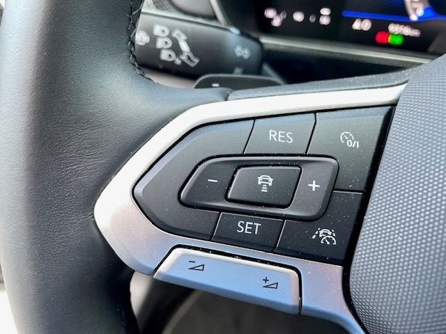 T-Cross 1.5 TSI DSG R-Line NAVI AHK Kamera Sport