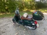 Vespa GTS 125 Touring TÜV Neu - Absolutes TRAUM UNIKAT - Offers