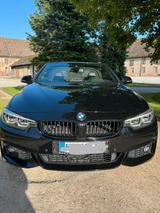 BMW 440i Cabrio M Sport A - schwarze BMW 440