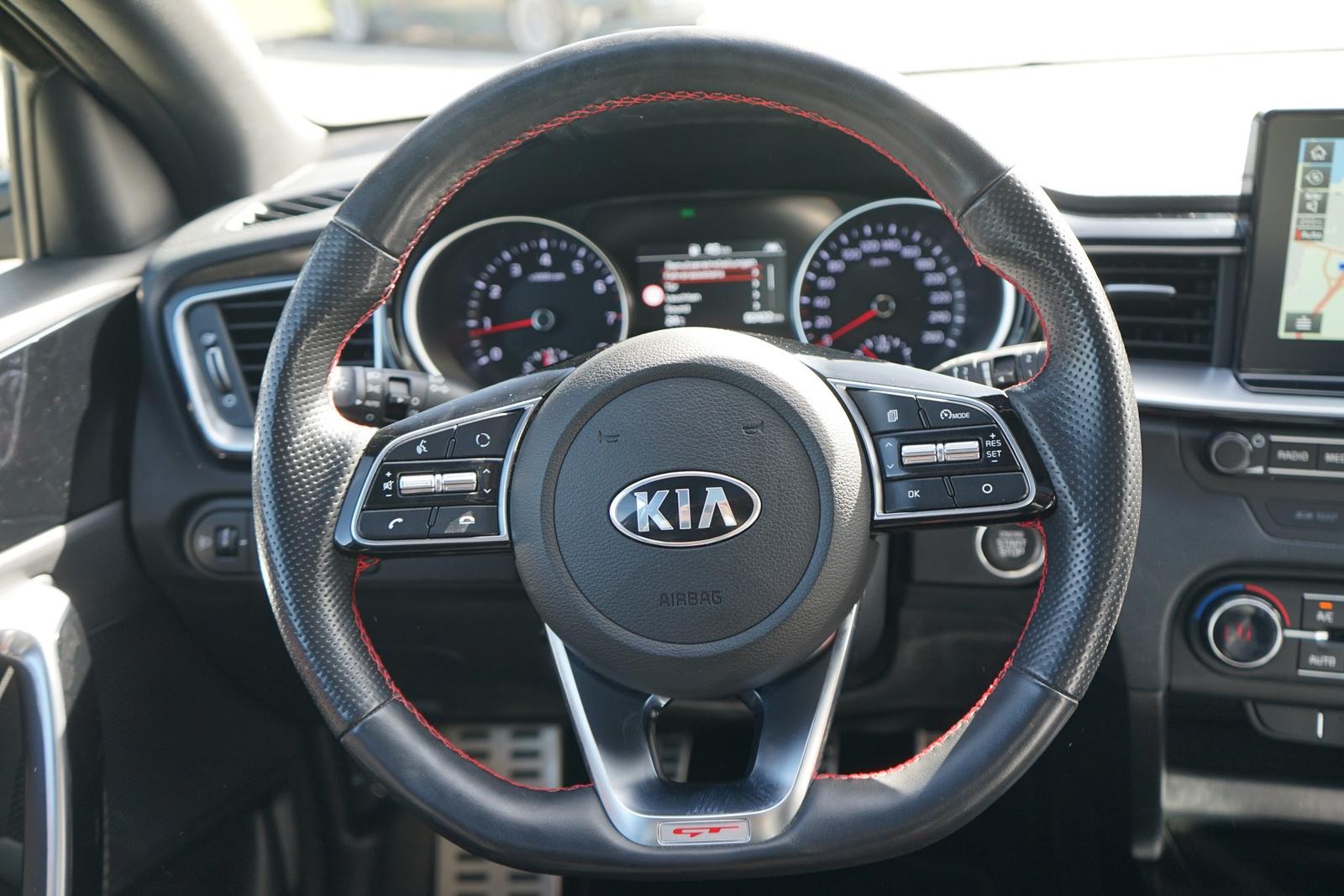 Kia ProCeed 1.6 T-GDI GT LED Navi Kamera Panorama