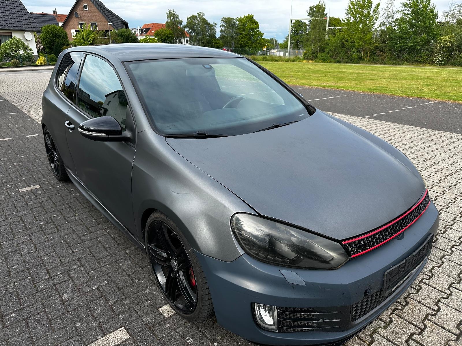 Volkswagen Golf 2.0 TSI GTI # LED Xenon # DSG # 19 Zoll #