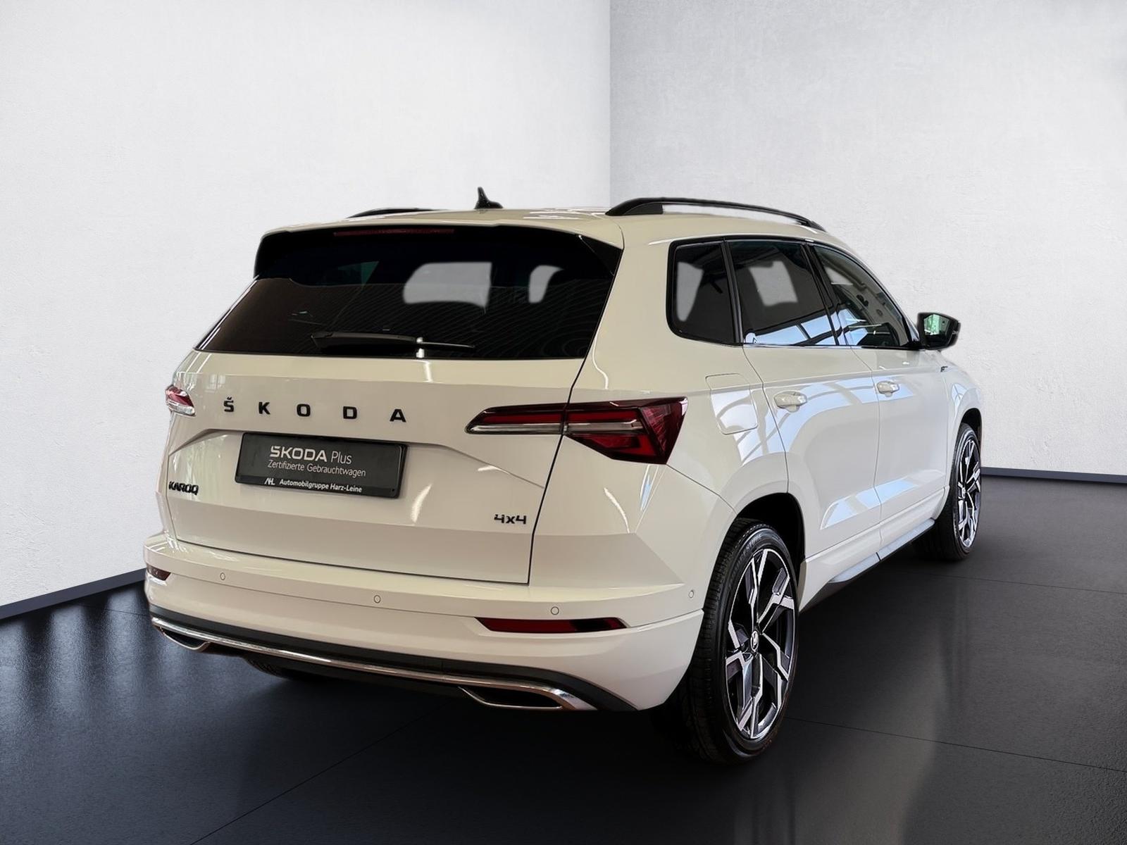 Skoda Karoq 2.0 TSI Sportline 4x4 DSG Matrix Navi ACC