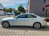 BMW 530i Aut. Luxury Line Vollausstattung - BMW 530 mit Benzin-Antrieb: Limousine