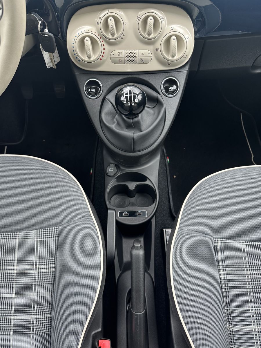 Fahrzeugabbildung Fiat 500 1.0 Lounge PDC+CARPLAY+TEMPOMAT+KLIMA+15Zo