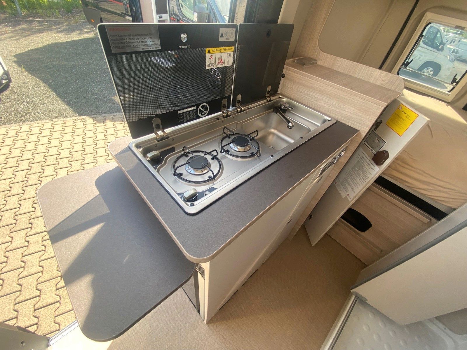Fahrzeugabbildung Bürstner Campeo C 540 Attractive*Markise*Navi*RFK*Safety