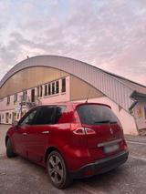 Renault Scenic 1.4 TCe - Renault Scenic in Leverkusen