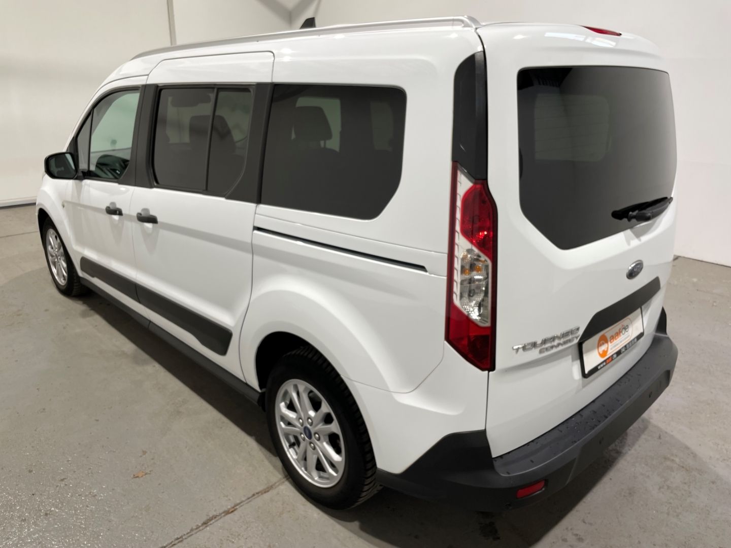 Ford Grand Tourneo Connect 1.5 EcoBlue Trend EU6d 7-S imagem 2