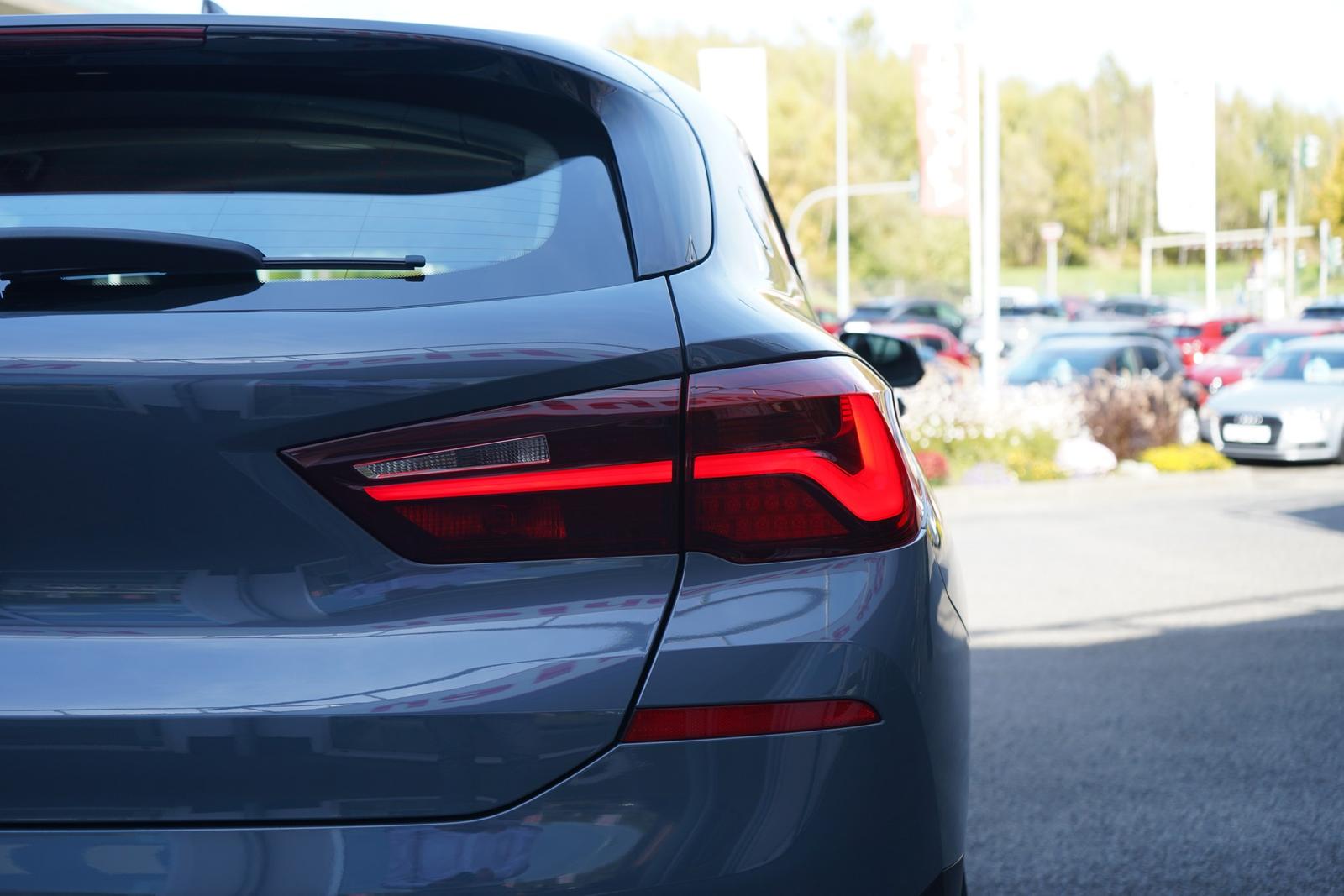 BMW X2 sDrive 20 i LED Navi Tempomat DAB Sitzheizung, миниатюра 11