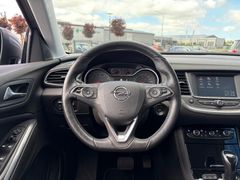 Fahrzeugabbildung Opel Grandland X 1.2 Turbo Innovation Auto. LED AHK