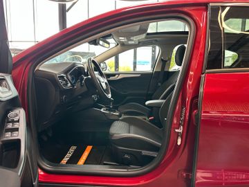 MYAUTOCENTER – Gebraucht- und Jahreswagen mit Werkstattservice in Pfaffenhofen Ford Focus Lim. *Pano*Kamera*AHK*LED*