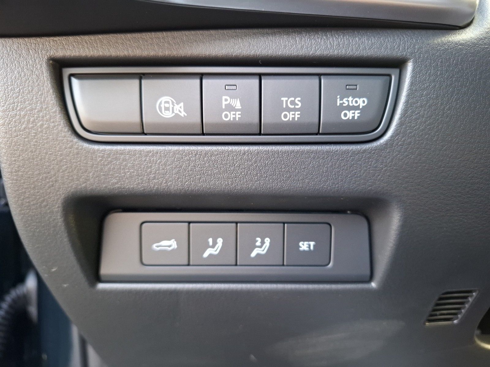 MAZDA CX-60 3.3L e-SKYACTIV D 254ps 8AT AWD Homura Plu - Image 23