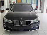 BMW 750 i xDrive/ Voll Ausstattung/ V8 - BMW 750: 750i Xdrive