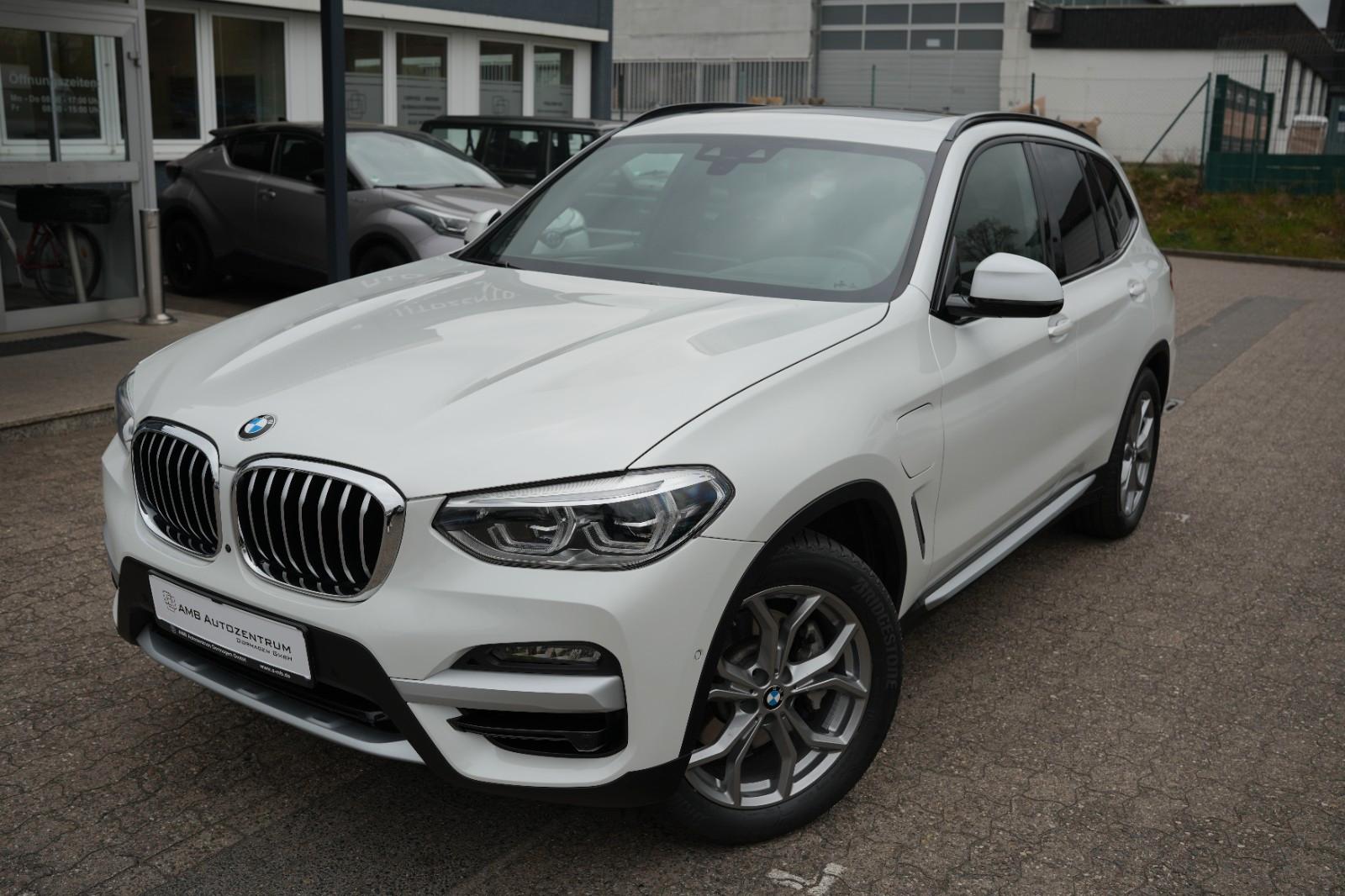 BMW X3 xDrive30e Aut. xLine*LED*AHK*PANO*NAV*HEADUP*