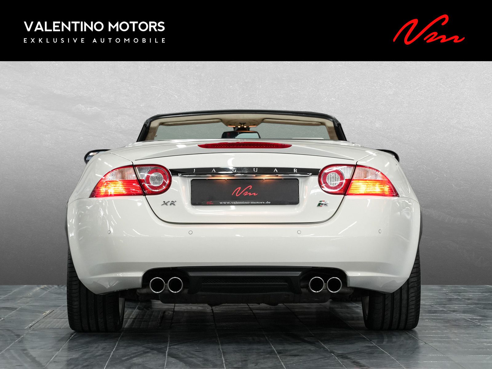 Fahrzeugabbildung Jaguar XKR Cabrio - CATS|20"|Bi-Xenon+aktiv.KL|ALPINE